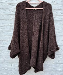 Vest Bruin Oversized Met Brede Mouwen – Loe