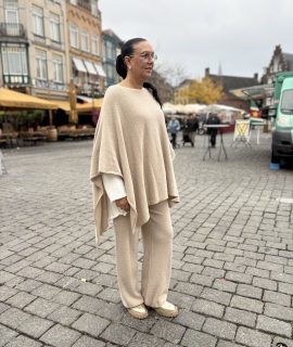 Broek Beige Cashmire rechte pijpen en elastische band – Cassy