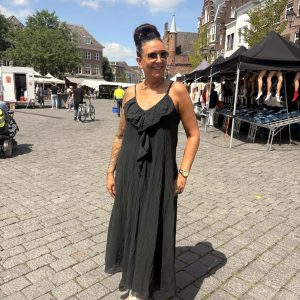 Jurk met rushes lang – Thyra