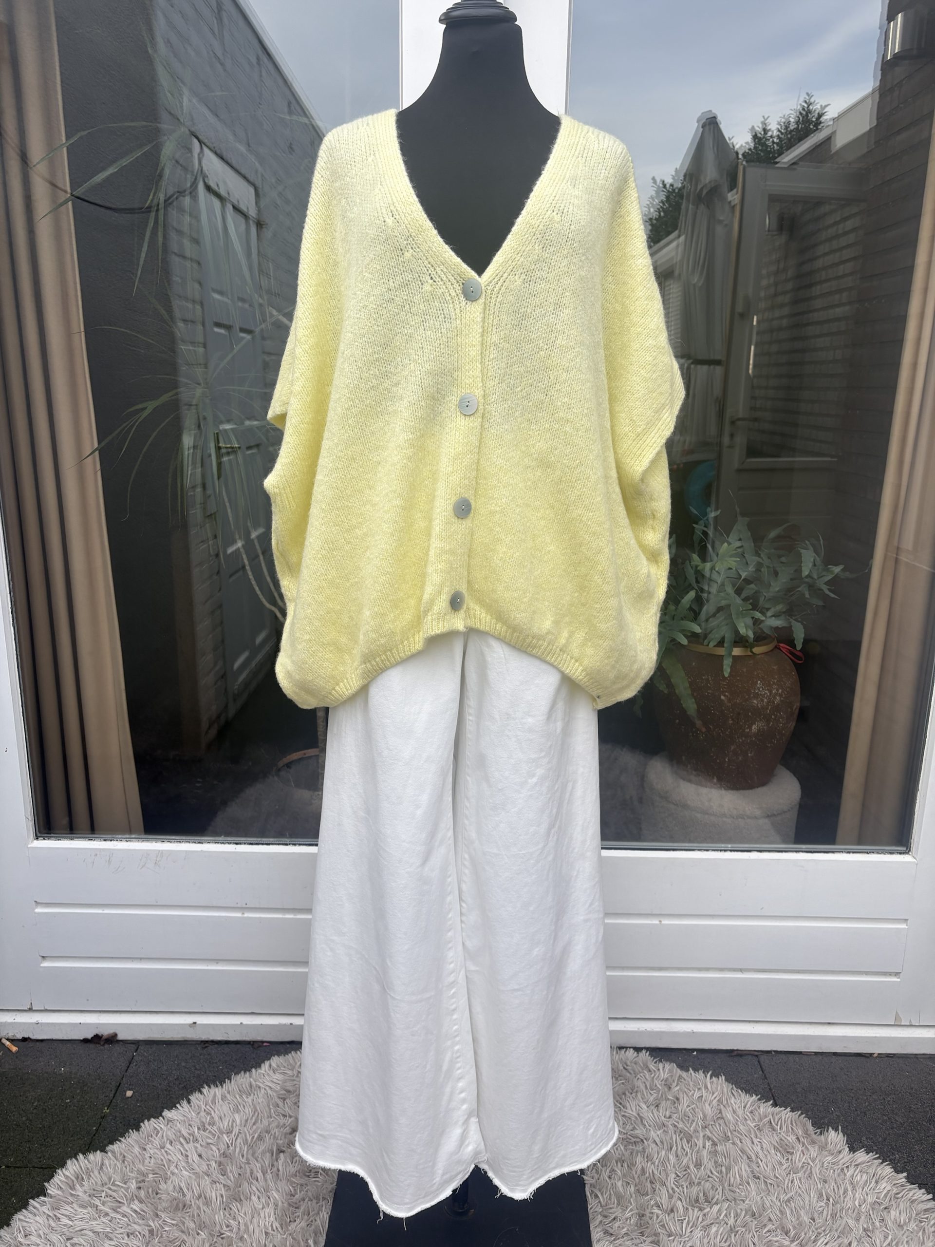 Vest oversized in 12 kleuren verschillende kleuren, Elastische Onderkant – Pip - Afbeelding 4