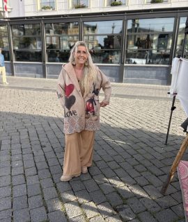 Suede look teddy jas met print – sue