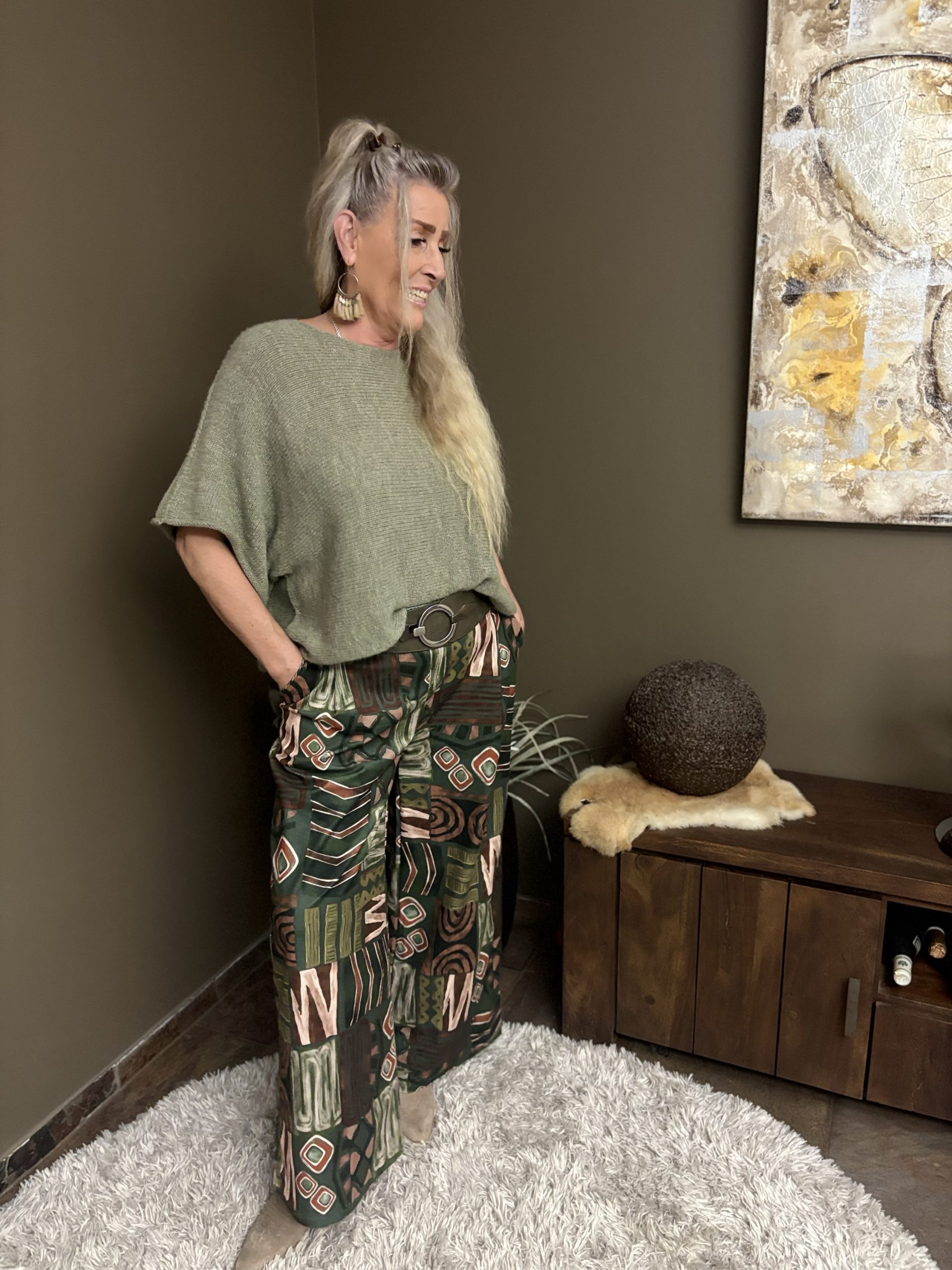 Wijdvallende broek met print en zakken - Greeny - Afbeelding 2