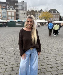 Trui oversized met Boothals – Cindy