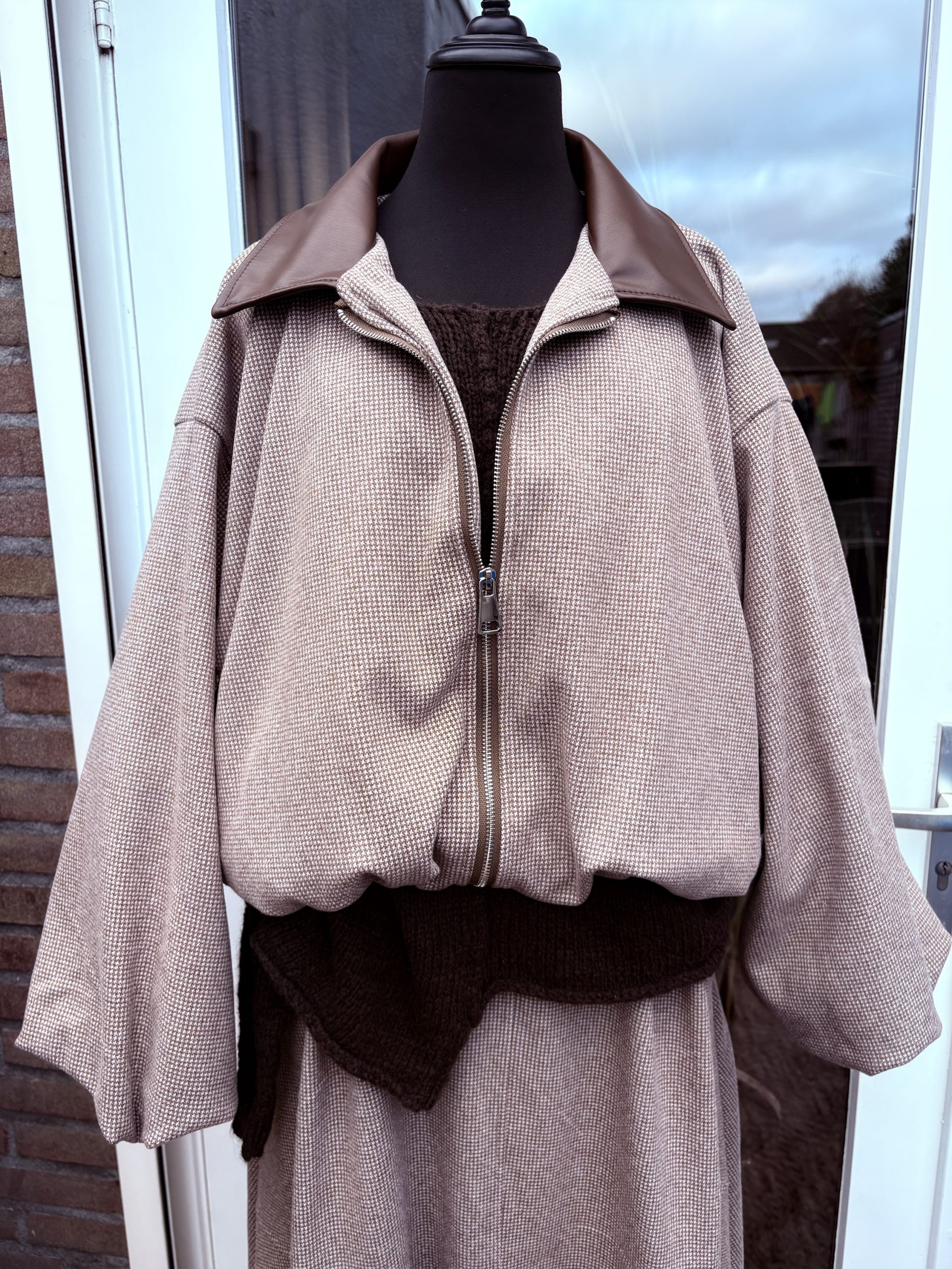 2 delige Set Ballonjas en A-lijn rok - Sita - Afbeelding 6