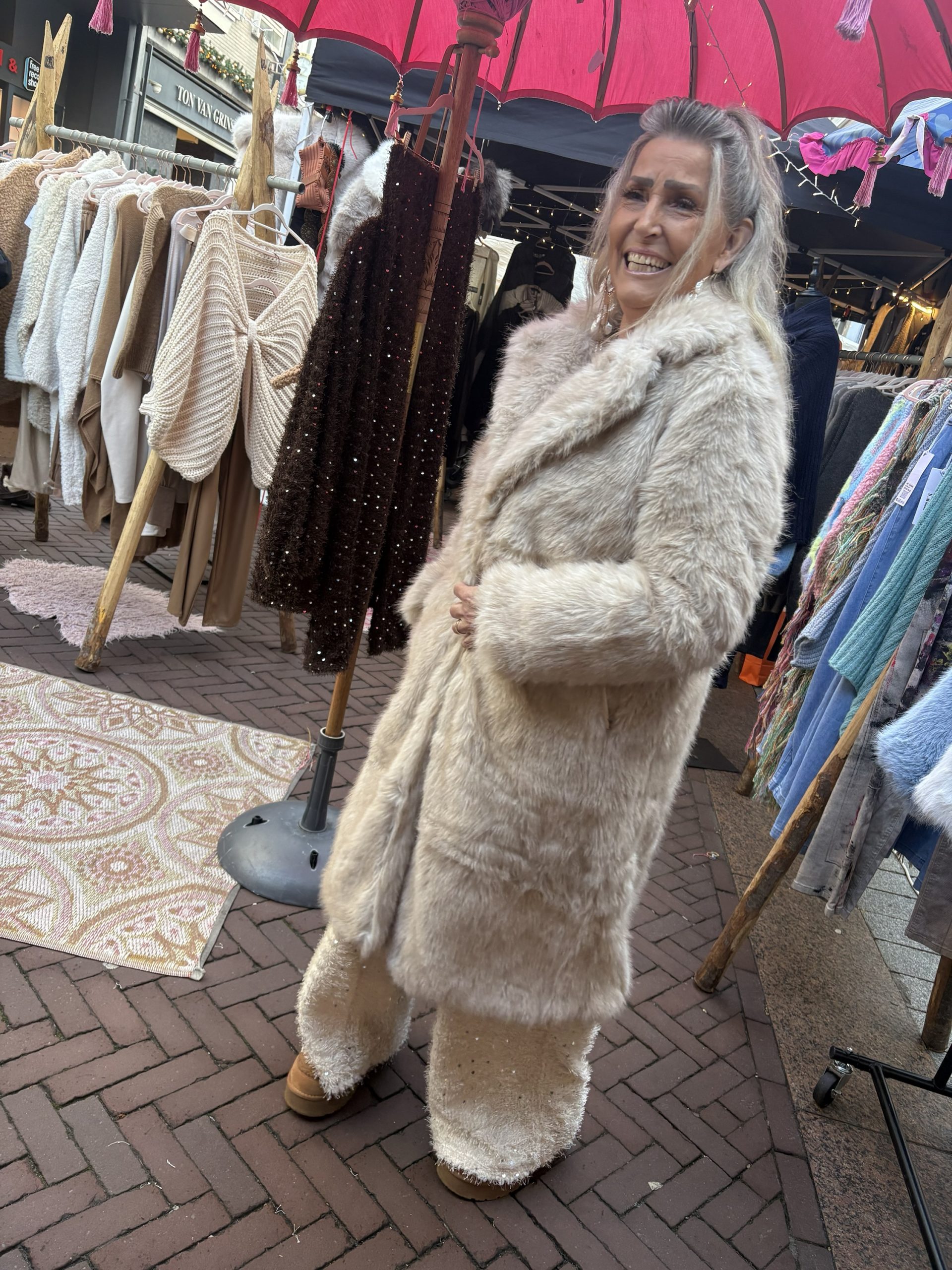 Jas Faux Fur - Fanny Kerstaanbieding - Afbeelding 3