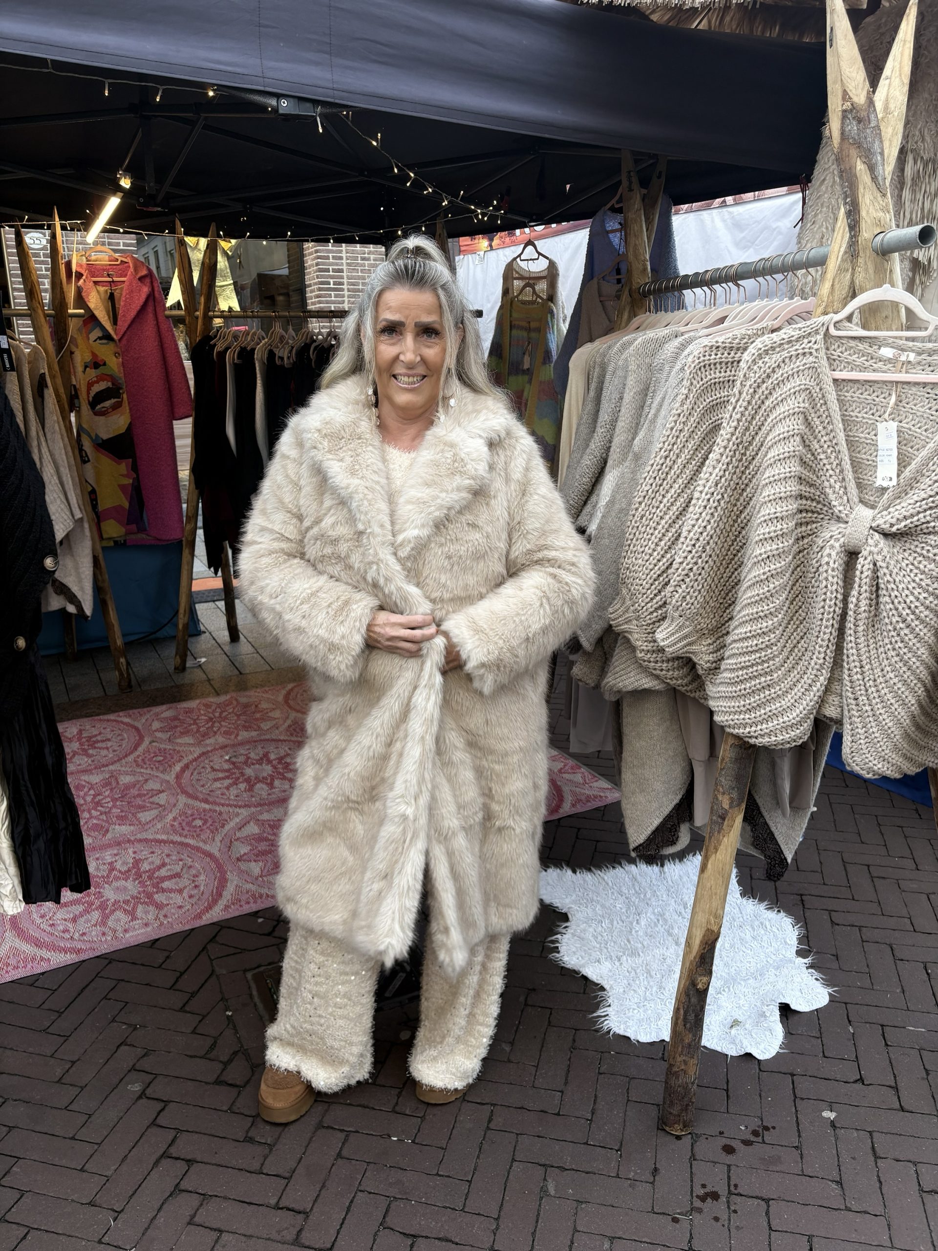 Jas Faux Fur - Fanny Kerstaanbieding - Afbeelding 5