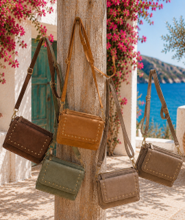Portemonai Tasje met studs – Mona