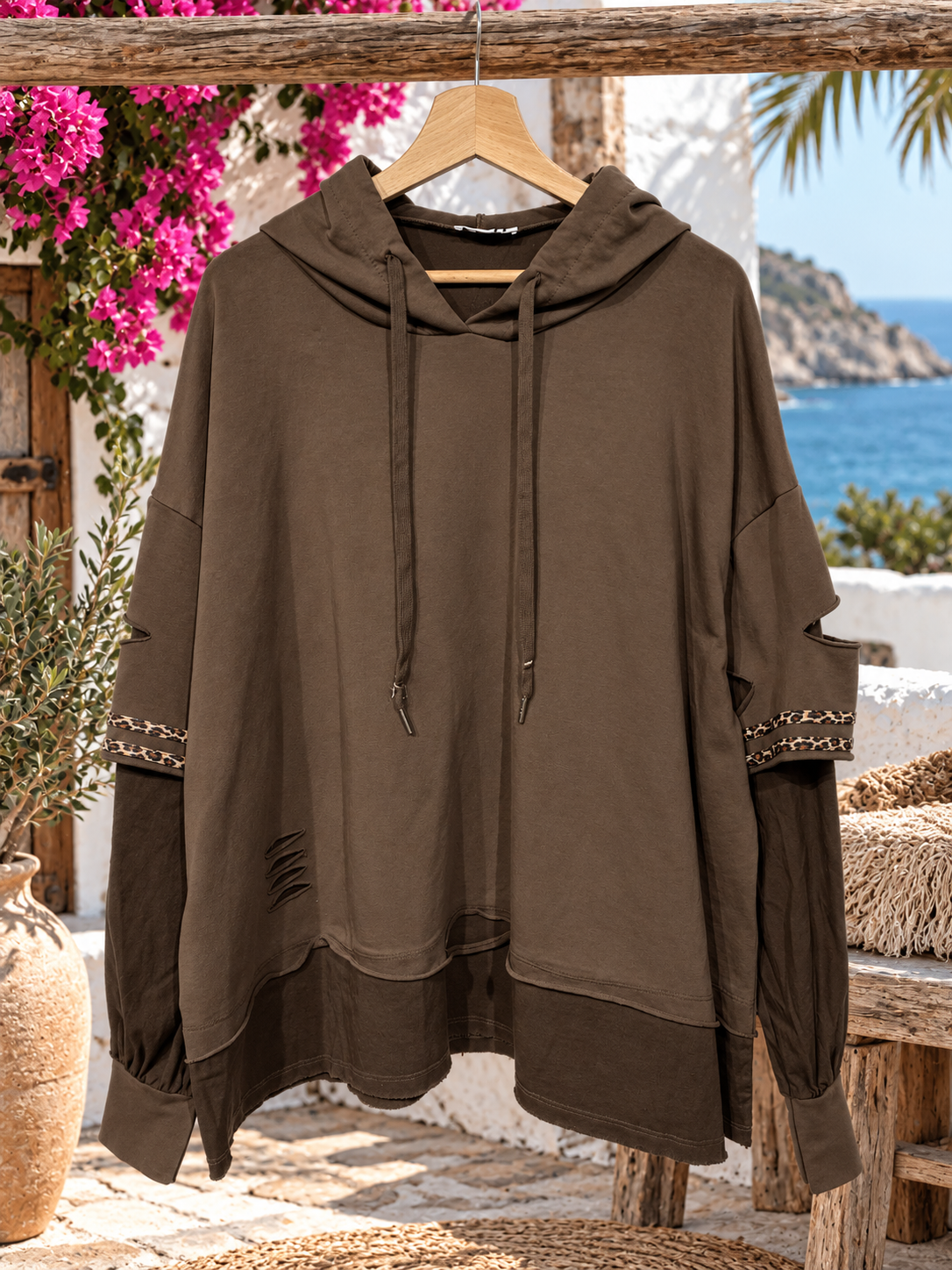 Trui met capuchon en panterbies - Lindy - Afbeelding 5